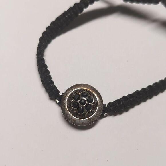 519 Black Adjustable Slider Bracelet with Black Rhinestones Silver Circle‎ Charm - Picture 4 of 5